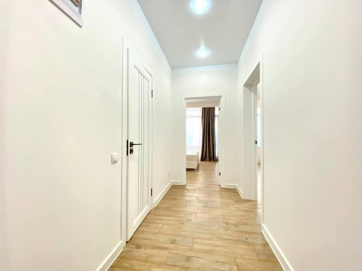 Arcadia New Apartments Odessa Exterior foto